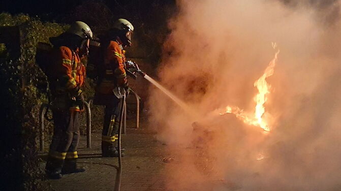Brand: Containerbrand in der Julius-Konegen-Straße